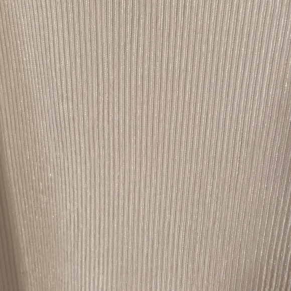 Cotton On White Tank - Picture 5 of 5